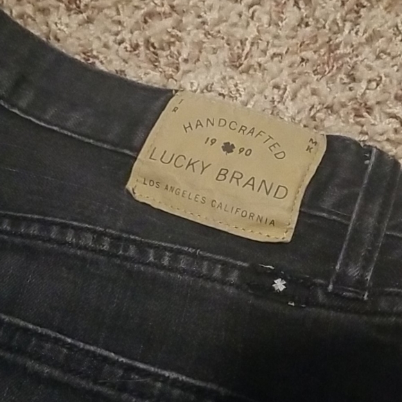 Shorts - Picture 4 of 4